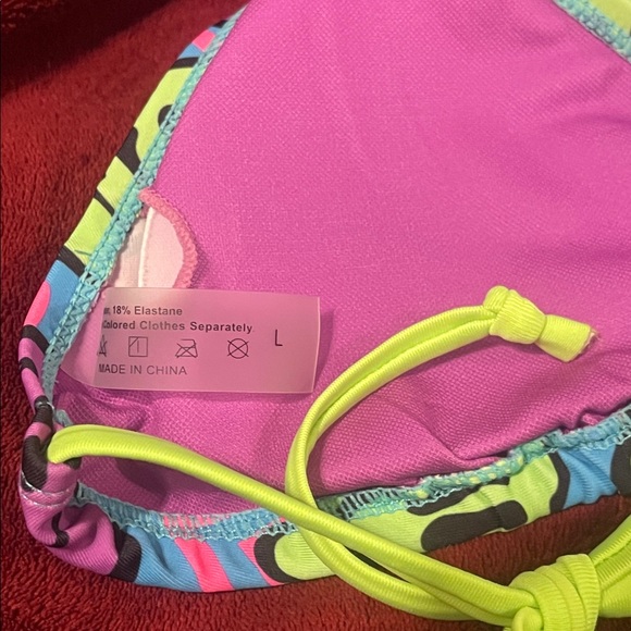 NWOT SHEIN Multicolor Graphic Bikini - Picture 6 of 10